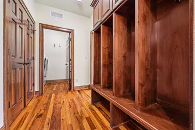 560  Birchwood Dr, Hartland, WI 53029 - Photo 27