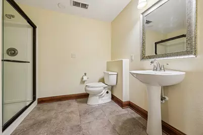 560  Birchwood Dr, Hartland, WI 53029 - Photo 49