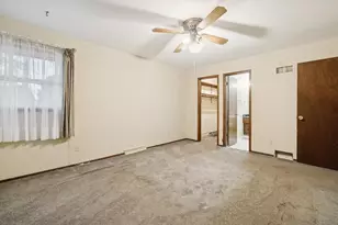 9930 W Magnolia St, Milwaukee, WI 53224 - Photo 15