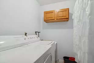 9930 W Magnolia St, Milwaukee, WI 53224 - Photo 29