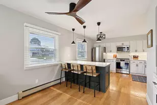 630 Pleasant Dr, Hartland, WI 53029 - Photo 3