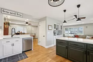 630 Pleasant Dr, Hartland, WI 53029 - Photo 5