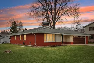 630 Pleasant Dr, Hartland, WI 53029 - Photo 29