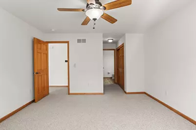 617  Hickory Hollow Rd #A, Racine, WI 53185 - Photo 13