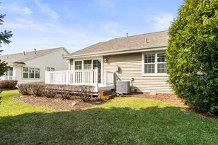 617 Hickory Hollow Rd, Racine, WI 53185 - Photo 39