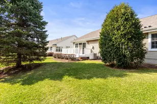 617 Hickory Hollow Rd, Racine, WI 53185 - Photo 37