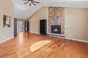 W260 Vista Dr, Ixonia, WI 53066 - Photo 9