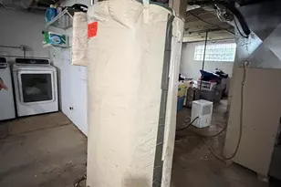 1565 S 57th St, West Allis, WI 53214 - Photo 25