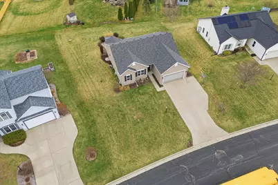 N8330  Whippoorwill Rd, Ixonia, WI 53036 - Photo 43