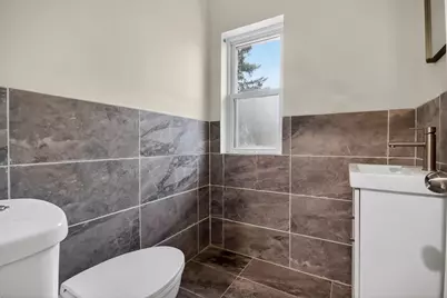 5940 N 72nd St, Milwaukee, WI 53218 - Photo 13