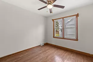 2459 S 82nd St, West Allis, WI 53219 - Photo 9