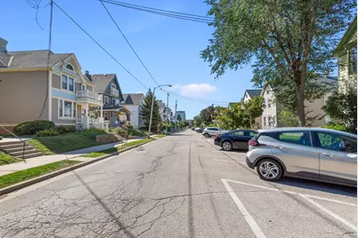 1845 N Warren Ave #1847, Milwaukee, WI 53202 - Photo 31