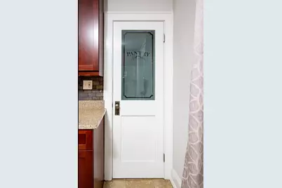 1845 N Warren Ave #1847, Milwaukee, WI 53202 - Photo 27