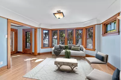 1845 N Warren Ave #1847, Milwaukee, WI 53202 - Photo 5