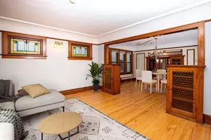 1845 N Warren Ave, Milwaukee, WI 53202 - Photo 17