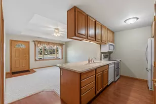 1159 Stillwater Ln, Hartford, WI 53027 - Photo 15