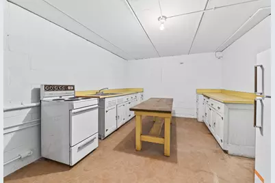 8109  Milwaukee Ave, Wauwatosa, WI 53213 - Photo 27