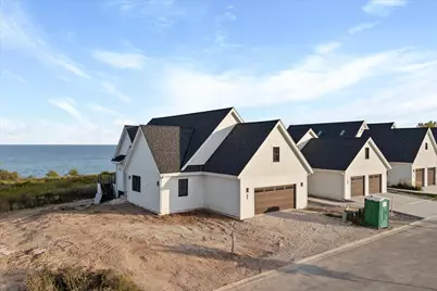 1082  Seanma Wynd -, Port Washington, WI 53074 - Photo 1