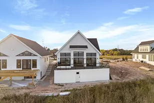 1082 Seanma Wynd, Port Washington, WI 53074 - Photo 47