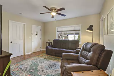 140  Randolph St, Burlington, WI 53105 - Photo 3