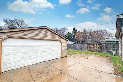 6463 N 55th St, Milwaukee, WI 53223 - Photo 23