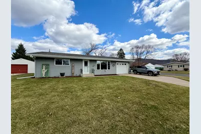 2923  29th Ct, La Crosse, WI 54601 - Photo 1