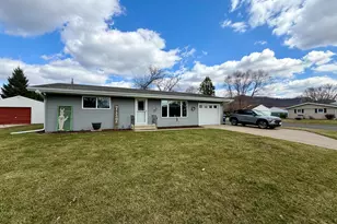 2923 29th Ct, La Crosse, WI 54601 - Photo 1