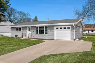 2923 29th Ct, La Crosse, WI 54601 - Photo 1