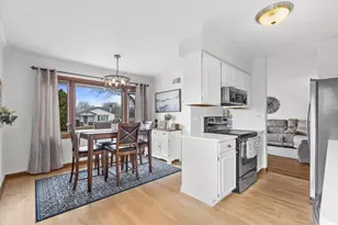 1130 S 101st St, West Allis, WI 53214 - Photo 17