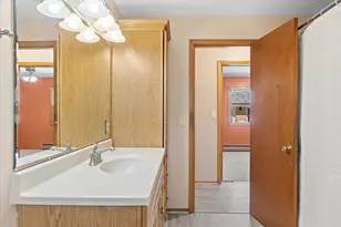 4739 S 23rd St, Milwaukee, WI 53221 - Photo 9