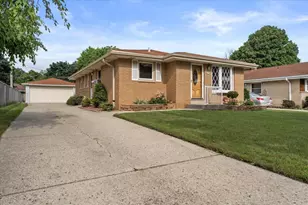 4739 S 23rd St, Milwaukee, WI 53221 - Photo 23