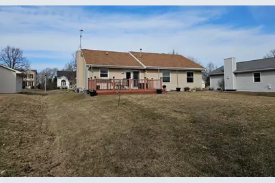 1016  Springs Rd, Fond du Lac, WI 54935 - Photo 15