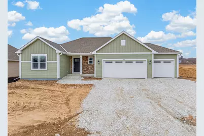 925  Cardinal Ln, Mukwonago, WI 53149 - Photo 1