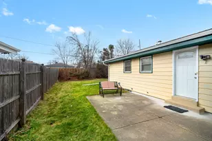 157 W Goldleaf Ave, Milwaukee, WI 53207 - Photo 21