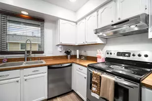 157 W Goldleaf Ave, Milwaukee, WI 53207 - Photo 3