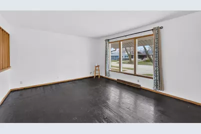 6458 N Landers St, Milwaukee, WI 53223 - Photo 7