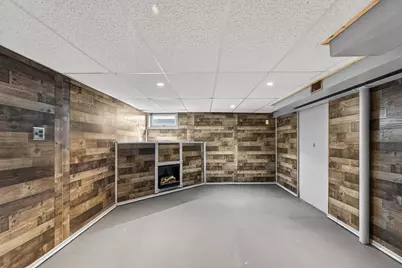 6458 N Landers St, Milwaukee, WI 53223 - Photo 19