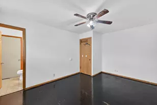 6458 N Landers St, Milwaukee, WI 53223 - Photo 13