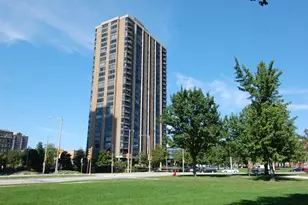 929 N Astor St, Milwaukee, WI 53202 - Photo 35