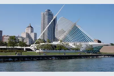 929 N Astor St #2601/2603, Milwaukee, WI 53202 - Photo 45