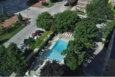 929 N Astor St #2601/2603, Milwaukee, WI 53202 - Photo 37