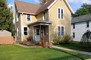 615 S Spring St, Beaver Dam, WI 53916 - Photo 1