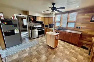 615 S Spring St, Beaver Dam, WI 53916 - Photo 7