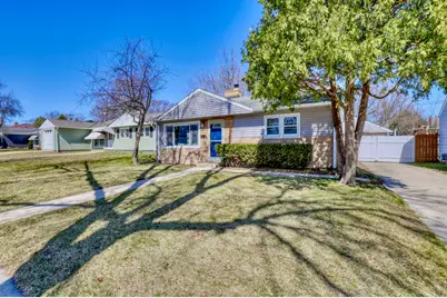 6332 W Bennett Ave, Milwaukee, WI 53219 - Photo 25