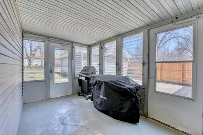 6332 W Bennett Ave, Milwaukee, WI 53219 - Photo 21