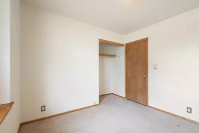 6579 N 66th St, Milwaukee, WI 53223 - Photo 17