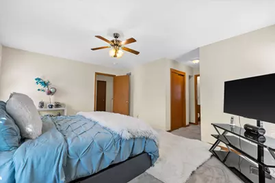 1809 W Wright St, Milwaukee, WI 53206 - Photo 23