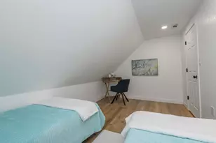 300 E Rosedale Ave, Milwaukee, WI 53207 - Photo 29