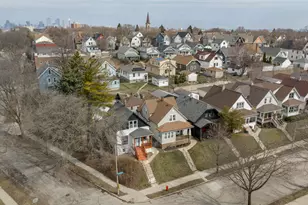 300 E Rosedale Ave, Milwaukee, WI 53207 - Photo 45