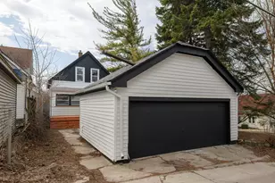 300 E Rosedale Ave, Milwaukee, WI 53207 - Photo 43